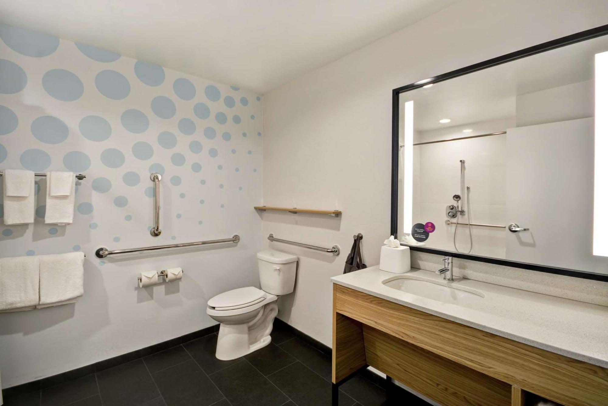 Tru By Hilton Denver, Pa Zewnętrze zdjęcie