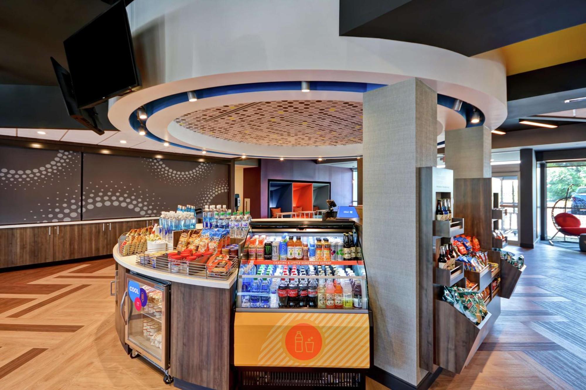 Tru By Hilton Denver, Pa Zewnętrze zdjęcie